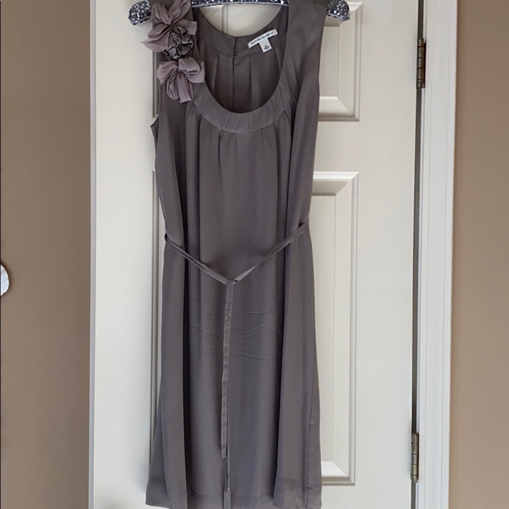 Super cute dress with 100% silk lining